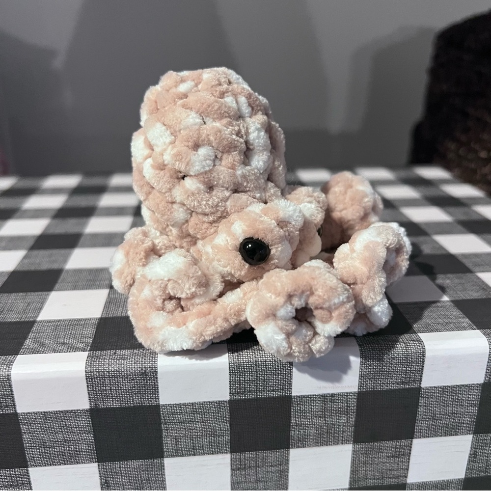 Crochet Amigurumi Multi-Colored Octopus Hamdmade by Petunias Plushie Patch, New